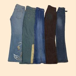 Classic Y2K Flared Jeans (R-35)