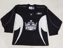 CR2776 NFL & NHL Sports T-Shirts - 50 Pcs