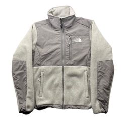 The North Face Fleeces - 50 Pieces