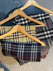 burberry scarves - 30 pcs