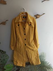 Women Trench coats and Tops | 6 pieces