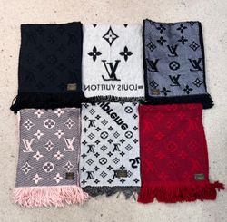 #VV359 Louis Vuitton Scarves 20 PCs