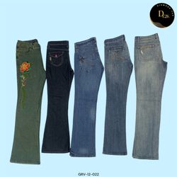 Vintage Y2K Flared Jeans – Retro Chic Vibes (GRV-1..