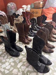 #VV462 Cowboy boots  30 PCs