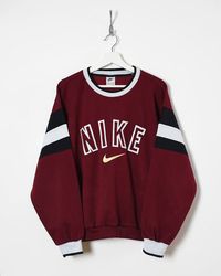 Klassisches Vintage-Aesthetic Nike Sweatshirt
