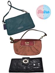 Original Coach Wallets: 21 Pcs