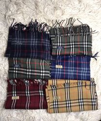 Cachecóis Burberry 200 pcs