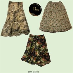 Vintage Y2K Poly Skirts – Effortless Retro Chic (G..