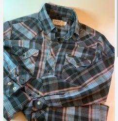 Lee Wrangler Shirts 300 pcs