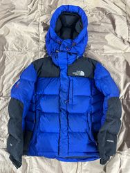 The North Face - 17 Pieces