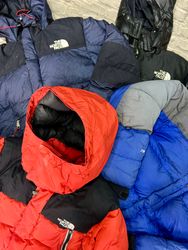 The North Face giacche puffer 10 pezzi