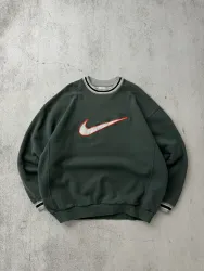 DT:11 Nike sweatshirt