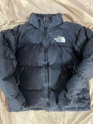 The North Face Nuptse - 17 Pieces