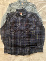 Levi's men shirt