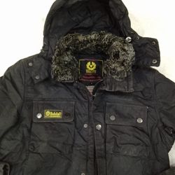 CR3322 Barbour und Belstaff Jacken - 15 Stück