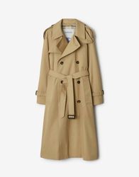 Authentic Burberry Trenchcoat