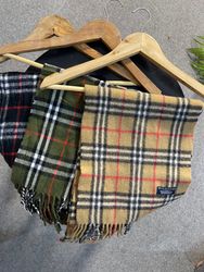 burberry scarves -20pc