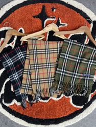 burberry scarves -15pcs