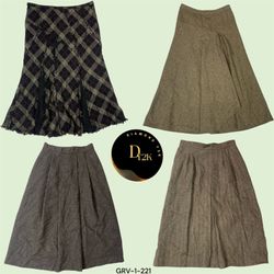 Vintage Y2K Wool Long Skirt – Cozy & Timeless Styl..