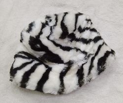CR3420 Vintage Winter Caps - 10 Pcs