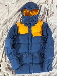 Nike Puffer Jackets - 14 Pieces