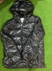 Moncler Prada und Canada Goose