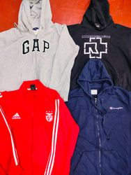 Sweatshirts à capuche Brtanded