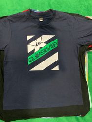 Quiksilver T shirts 33 pcs