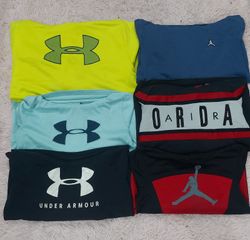 Jordan und Under Armour Kapuzenpullover 9 Stück
