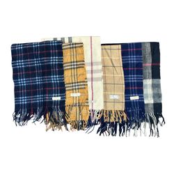 29x Burberry Scarves | Check Burberry Scarves | Vi..