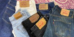 Levis 501 Jeans