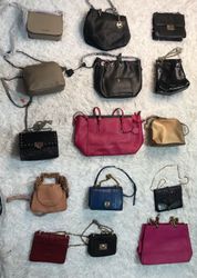 Guess, aldo e mais bolsas de marcas