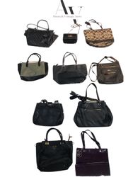 Bolsos de marcas como Coach, Guess, Nine West y má..