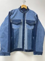 Giacca in denim riprogettata