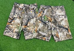 shorts camouflage Carhartt in stile rework