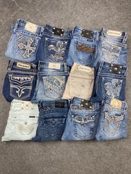 Miss Me Rock Revival jeans de True Relig..