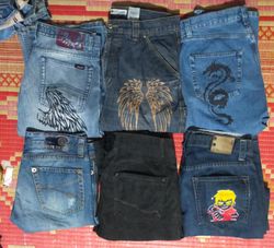 WRANGLER BAGGY ET AUTRES JEANS DE MARQUES MIXTES T..