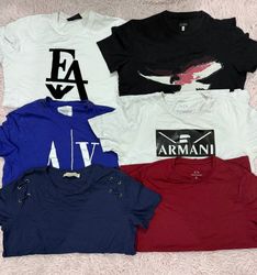 T-shirts Armani, Hugo Boss et Michael Kors 12 pièc..