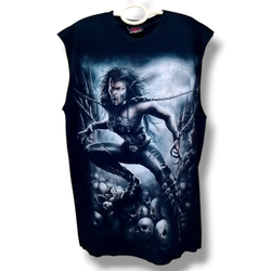 SA#137 A bold collection of printed T-shirts (Skul..