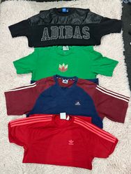 T-shirts à col rond Adidas 49 pièces