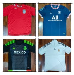 G0199 Vintage Branded Football Jersey - 20 Pieces