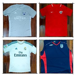 G0200 Vintage Branded Football Jersey - 20 Pieces
