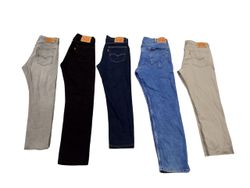 Levi's Mischcode Jeans - 27 Stück