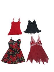 Lingerie romantique en dentelle/métis - 18 pièces ..