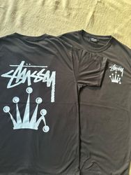 T-shirts noirs relookés Stussy style couronne 20 p..
