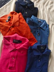 Camisetas polo Ralph Lauren.