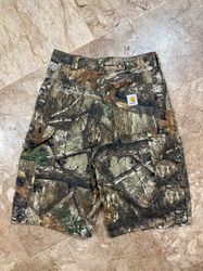 Pantaloni shorts in stile riadattato con stampa ad..