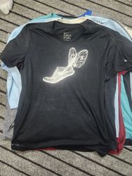 ナイキ Tシャツ
