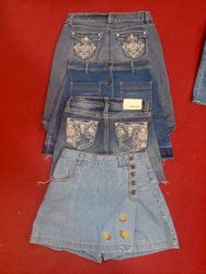 Bundle di 7 pezzi di gonne e pantaloni corti in st..