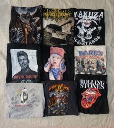 música e camisetas impressas